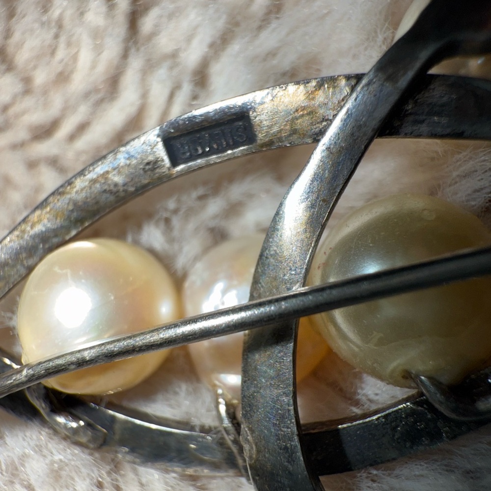 Vintage 925 Sterling Silver Modernist Brooch Pin Sim Pearl Clusters - Picture 3 of 6